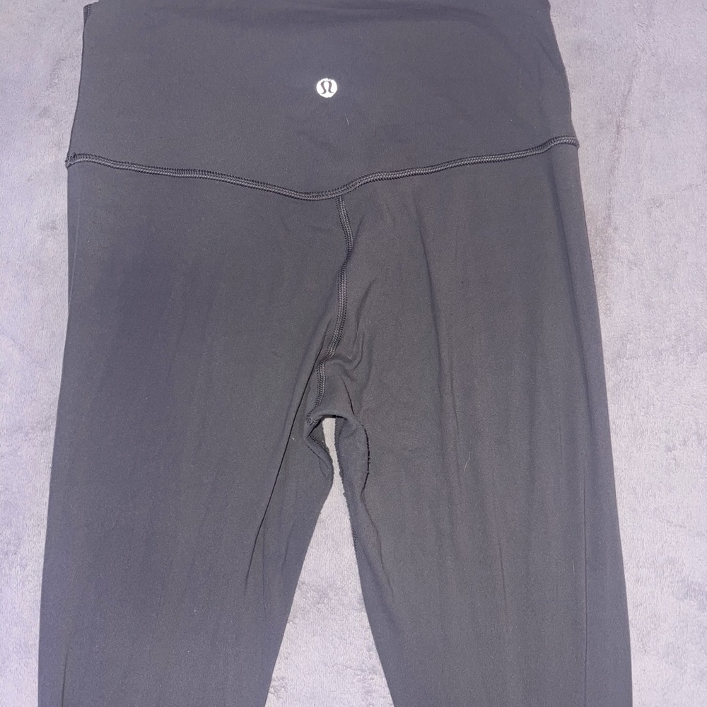 Lululemon align in color titanium